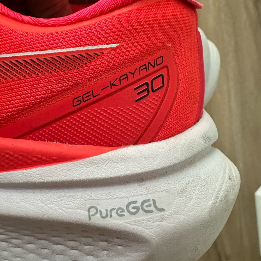 ASICS Kayano 30 - Picture 3 of 3